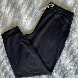 Vuori Women’s ‘Performance’ Joggers